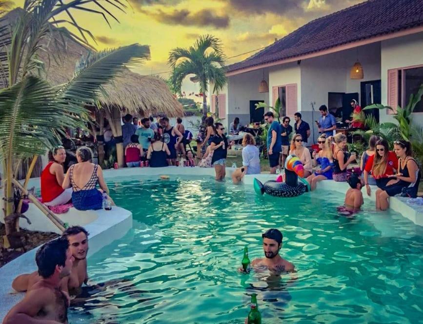 Clandestino Hostel Canggu Zewnętrze zdjęcie